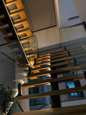 اجرای هندریل شیشه ایی